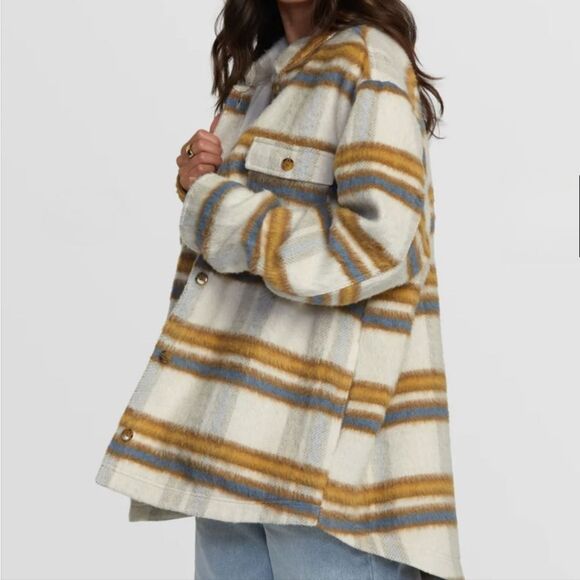 RVCA Birdie Shacket - Picture 4 of 6